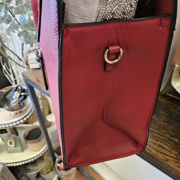 Luxury Inspired Red Leather Handbag Size 35 - Picture 4 of 6